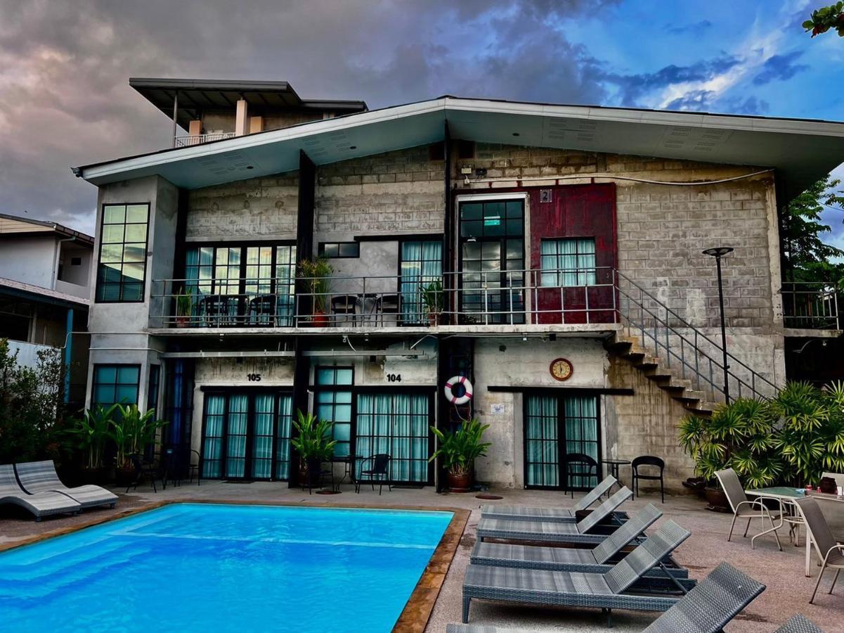 The Warehouse Chiang Mai Exterior foto