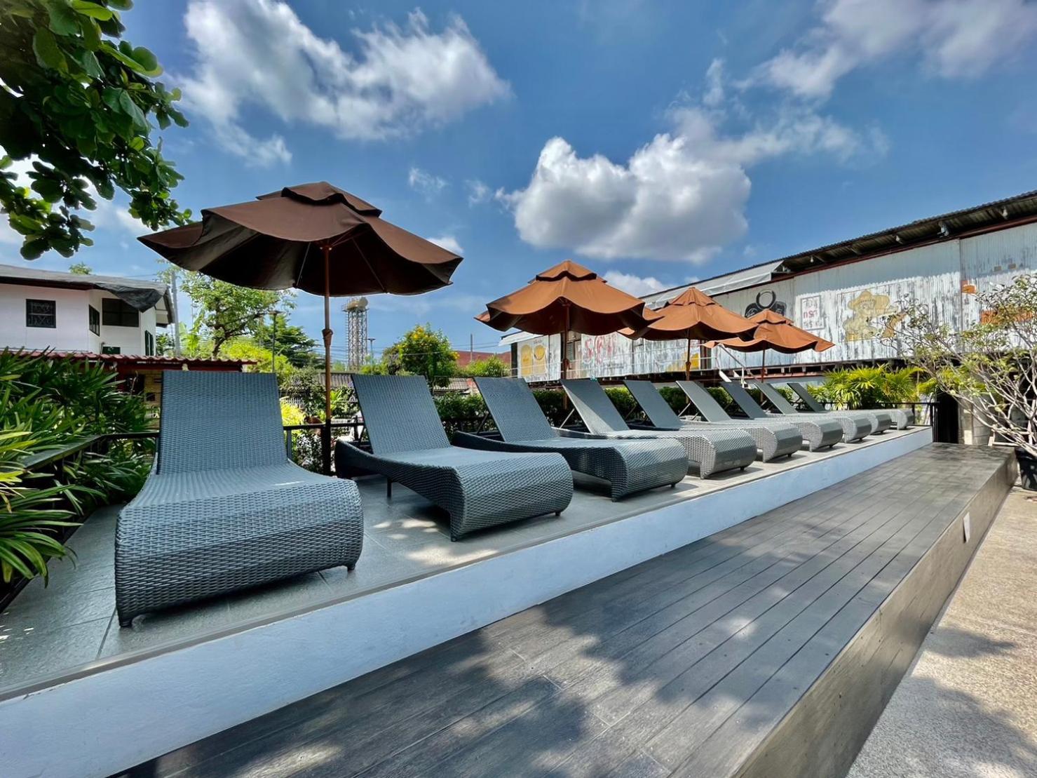 The Warehouse Chiang Mai Exterior foto