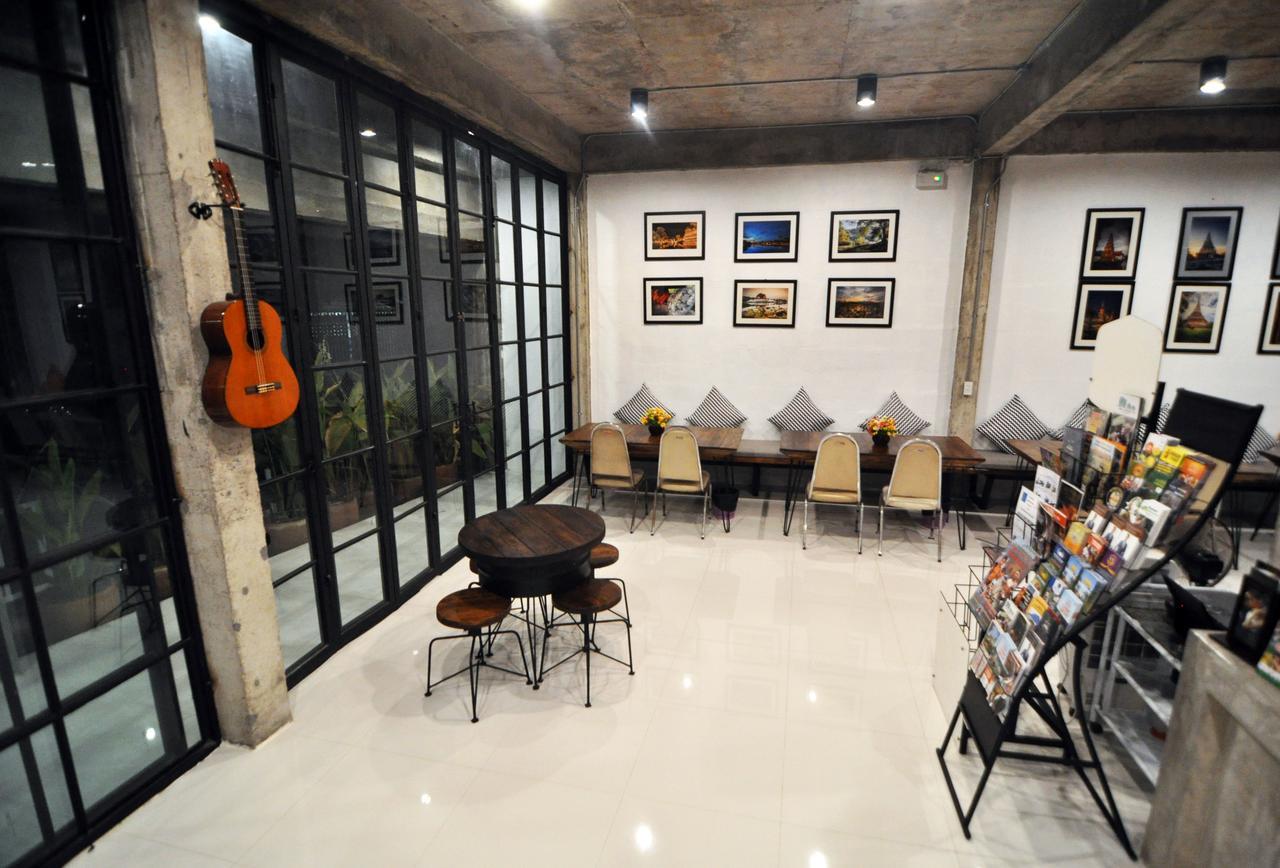 The Warehouse Chiang Mai Exterior foto